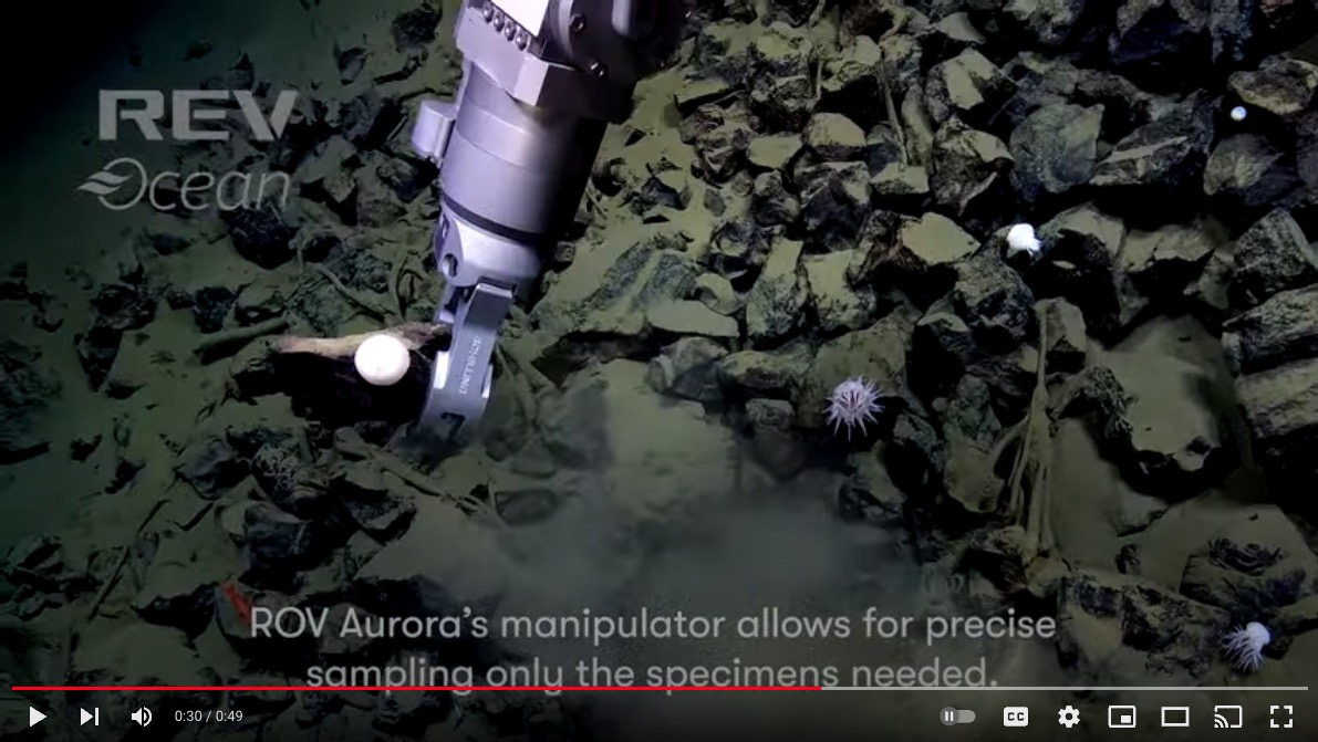 Aurora manipulator's delicate sampling capabilities